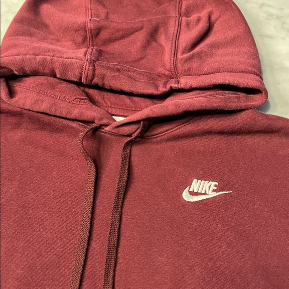 Nike hoodie sweatshirt. Mens unisex medium. Maroon. EUC - Picture 3 of 7